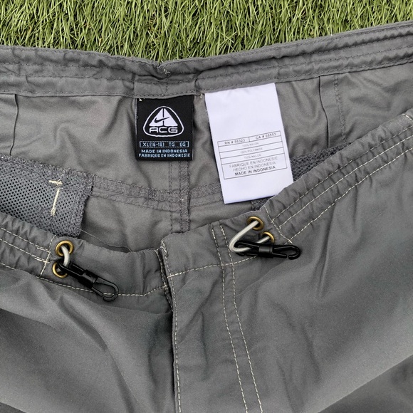 Nike ACG shorts - Picture 8 of 8